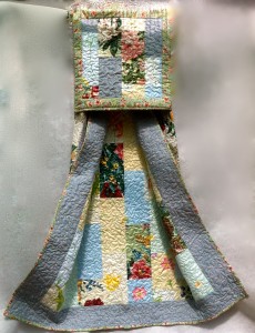 Garden Flowers Quillow Folded Garden Flowers Quillow Folded